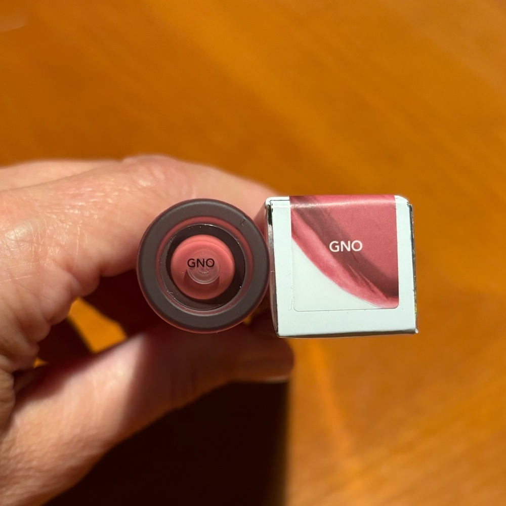Buxom Full On Plumping Lip Matte GNO - Picture 10 of 15